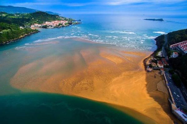 Playas de Laida y Laga